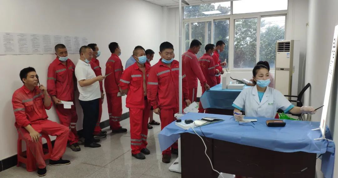 關(guān)愛職工 化機(jī)公司開展職業(yè)健康體檢(圖3) 圖片