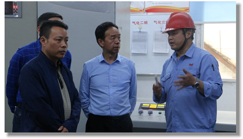 工傷保險走進(jìn)扶貧車間 保障職工合法權(quán)益(圖2) 工傷保險走進(jìn)扶貧車間 保障職工合法權(quán)益(圖2)