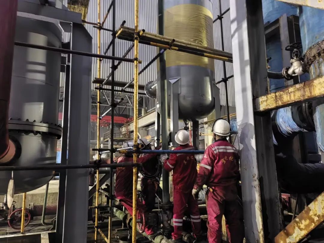 維保頂梁柱  檢修排頭兵(圖3) 維保頂梁柱  檢修排頭兵(圖3)