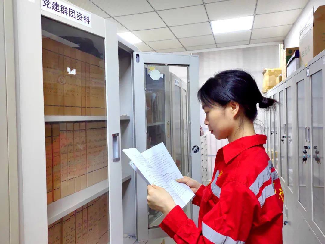 【宜化榜樣】化機公司李丹：提升素質(zhì)強技能，勇于奉獻(xiàn)顯擔(dān)當(dāng)(圖4)